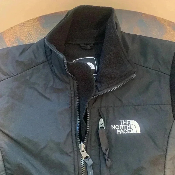 North face jacket - Picture 2 of 7